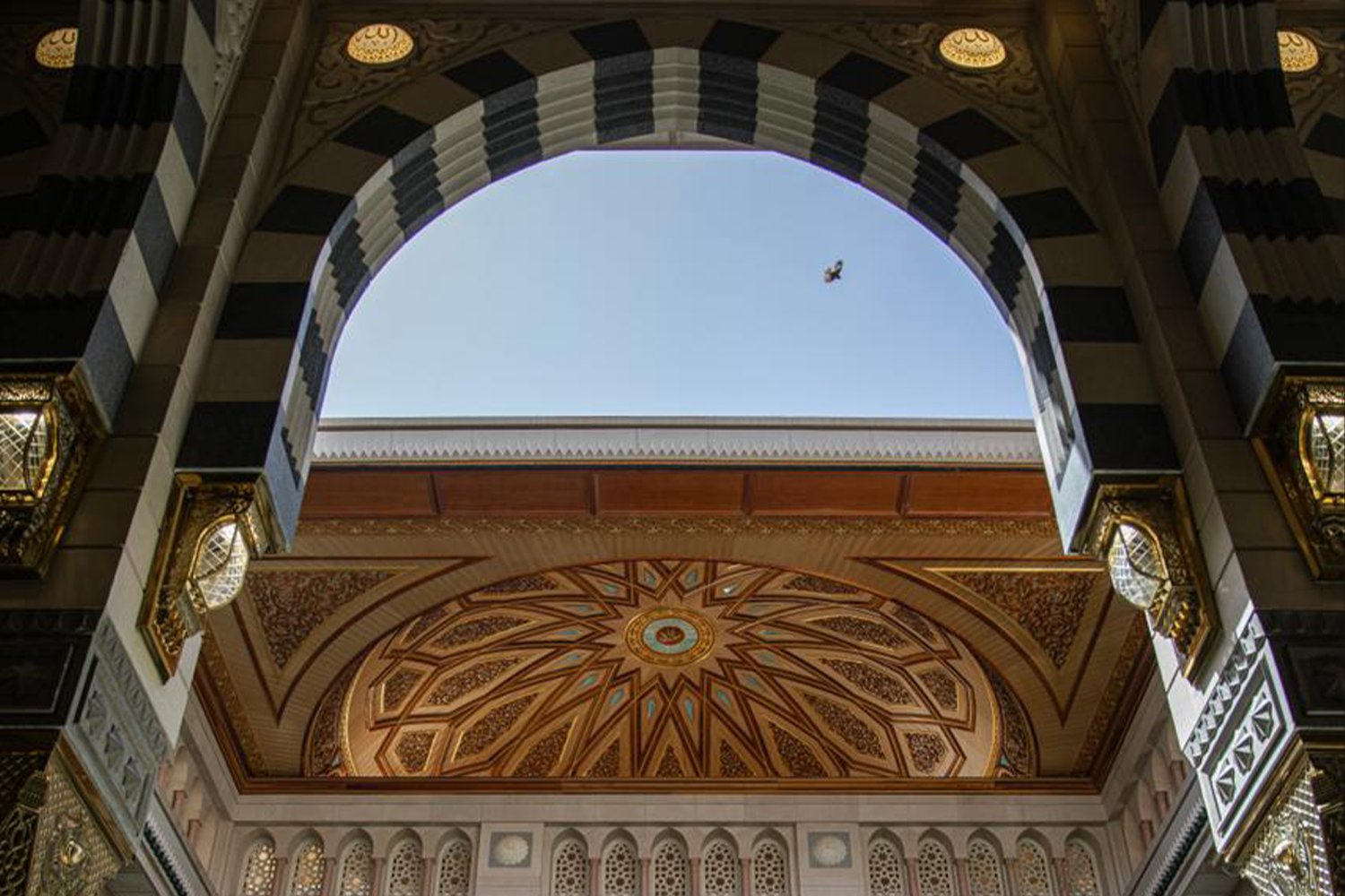 late-november-umrah-package-from-tunisia-2026 باقة عمرة ديسمبر من تونس | الوصول إلى المدينة - الصورة 1